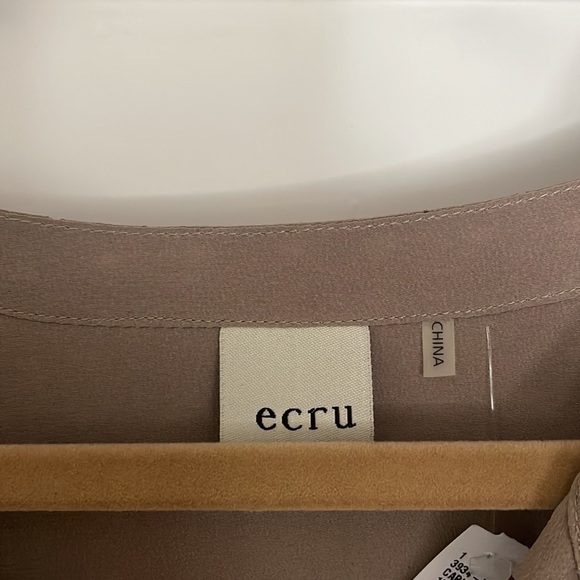 Ecru button down top - Picture 2 of 4